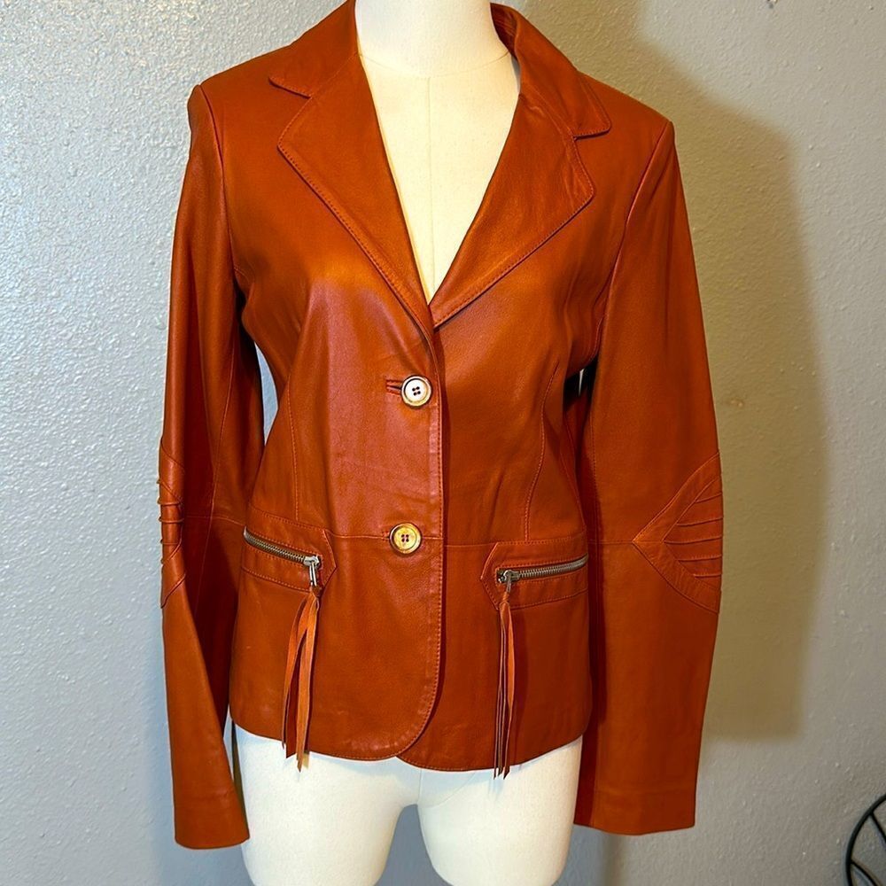 Elegance Paris women’s brown cognac leather jacket size US 2